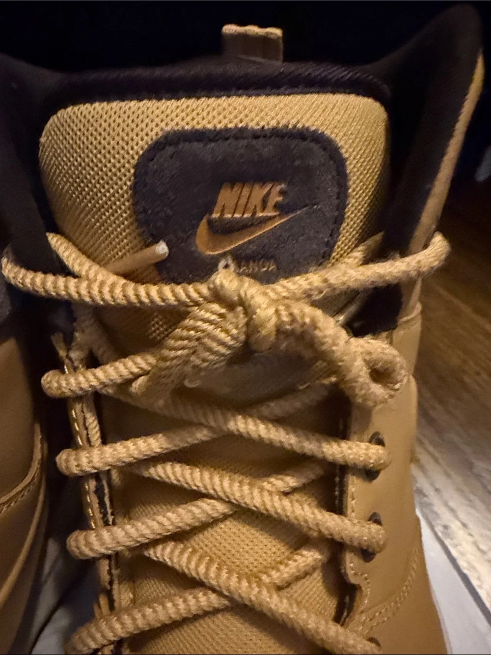 Nike Men’s Wheat/Tan High-Top Boots